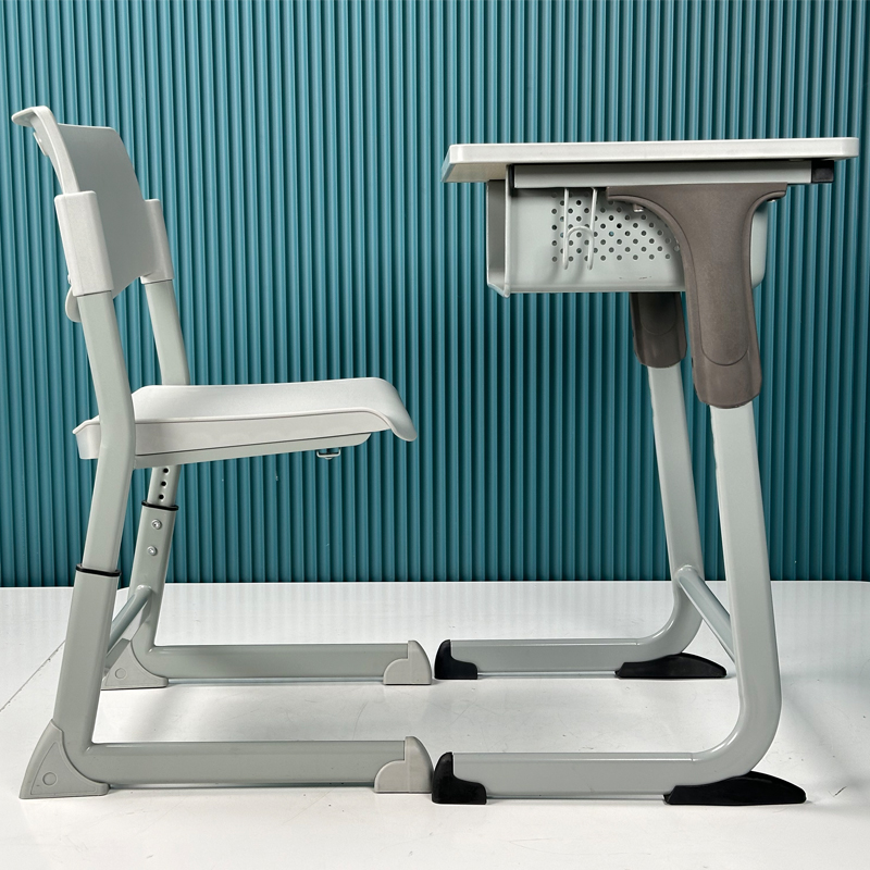 https://www.springfurnitures.com/student-desks/